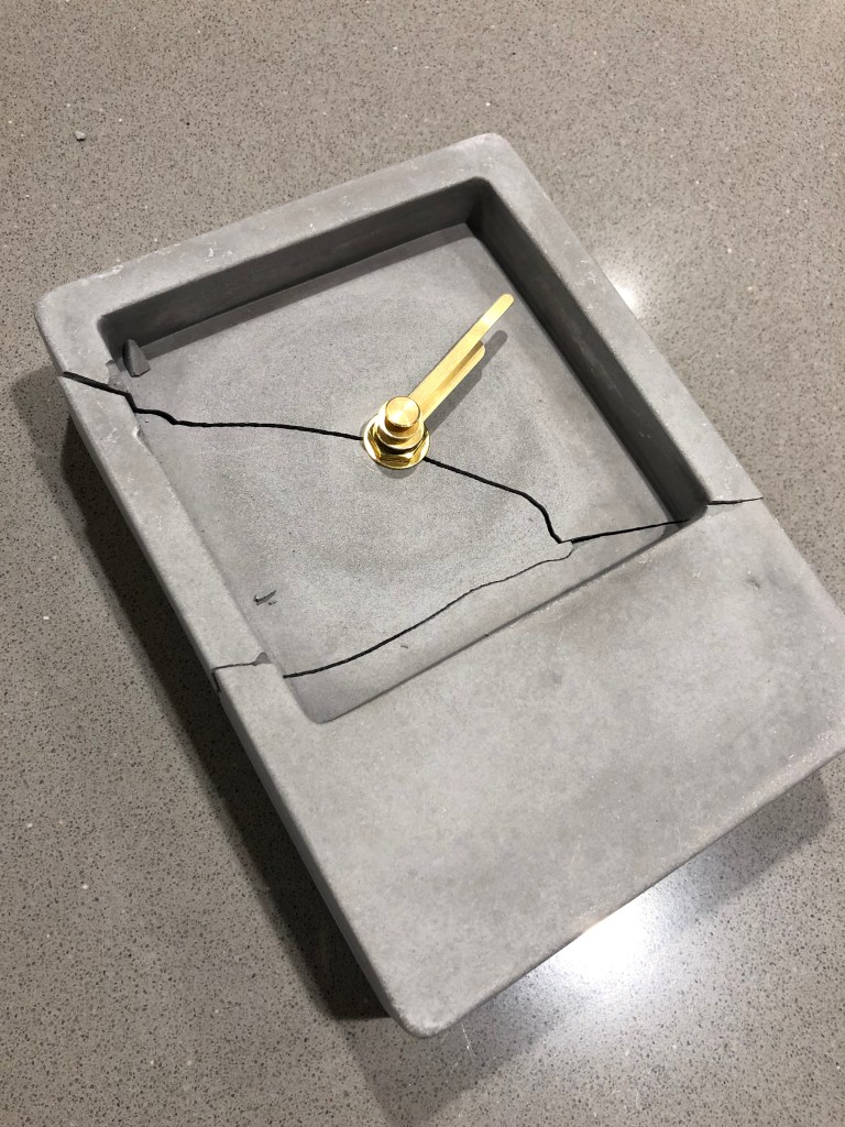 broken clock